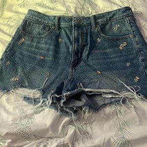 cute floral jean shorts (worn)
